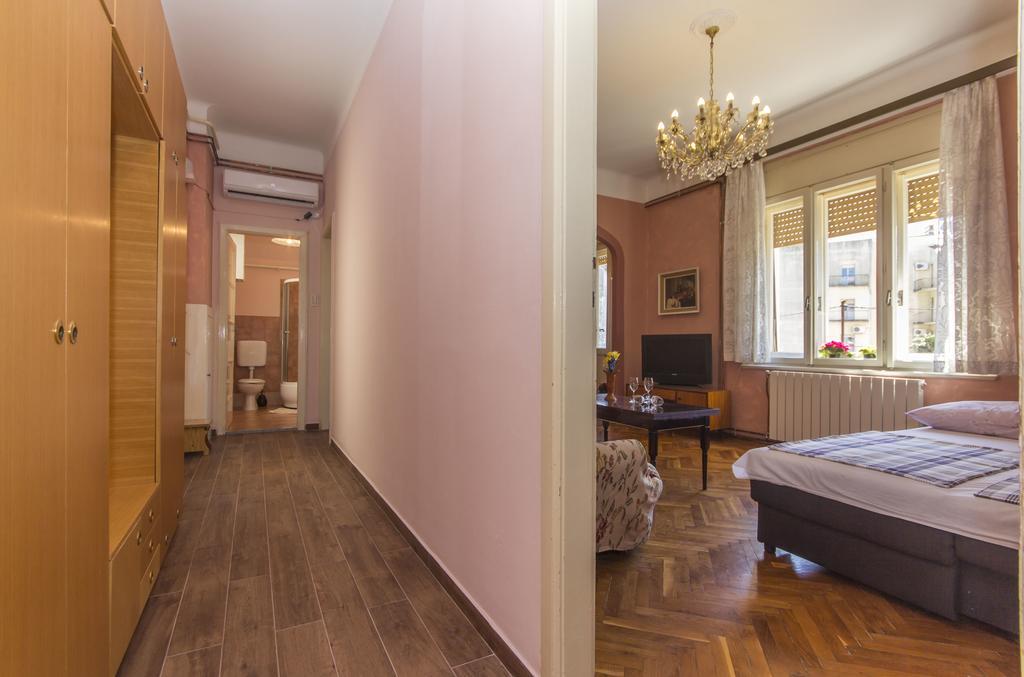 Spacious & Smart Center Apartment Póla Szoba fotó
