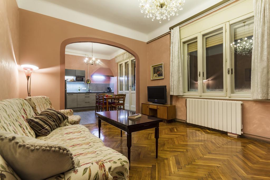 Spacious & Smart Center Apartment Póla Kültér fotó
